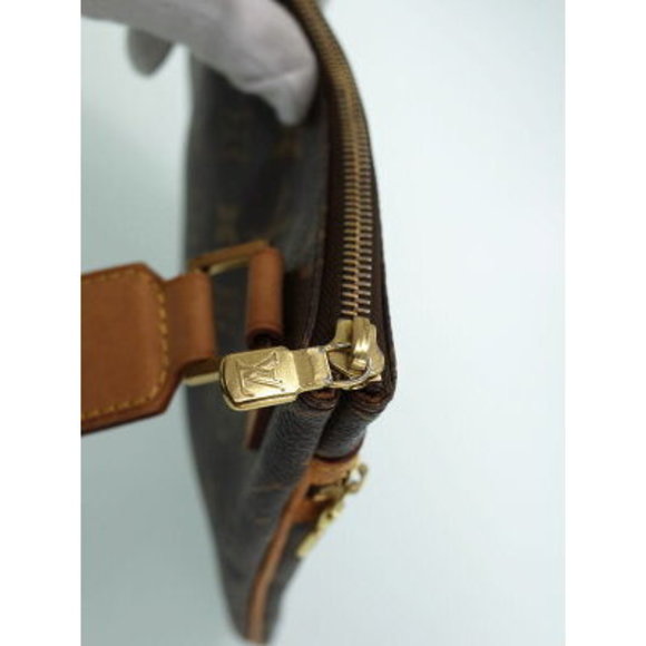 Louis Vuitton Monogram Pochette Bosphore Shoulder Bag - Picture 8 of 8